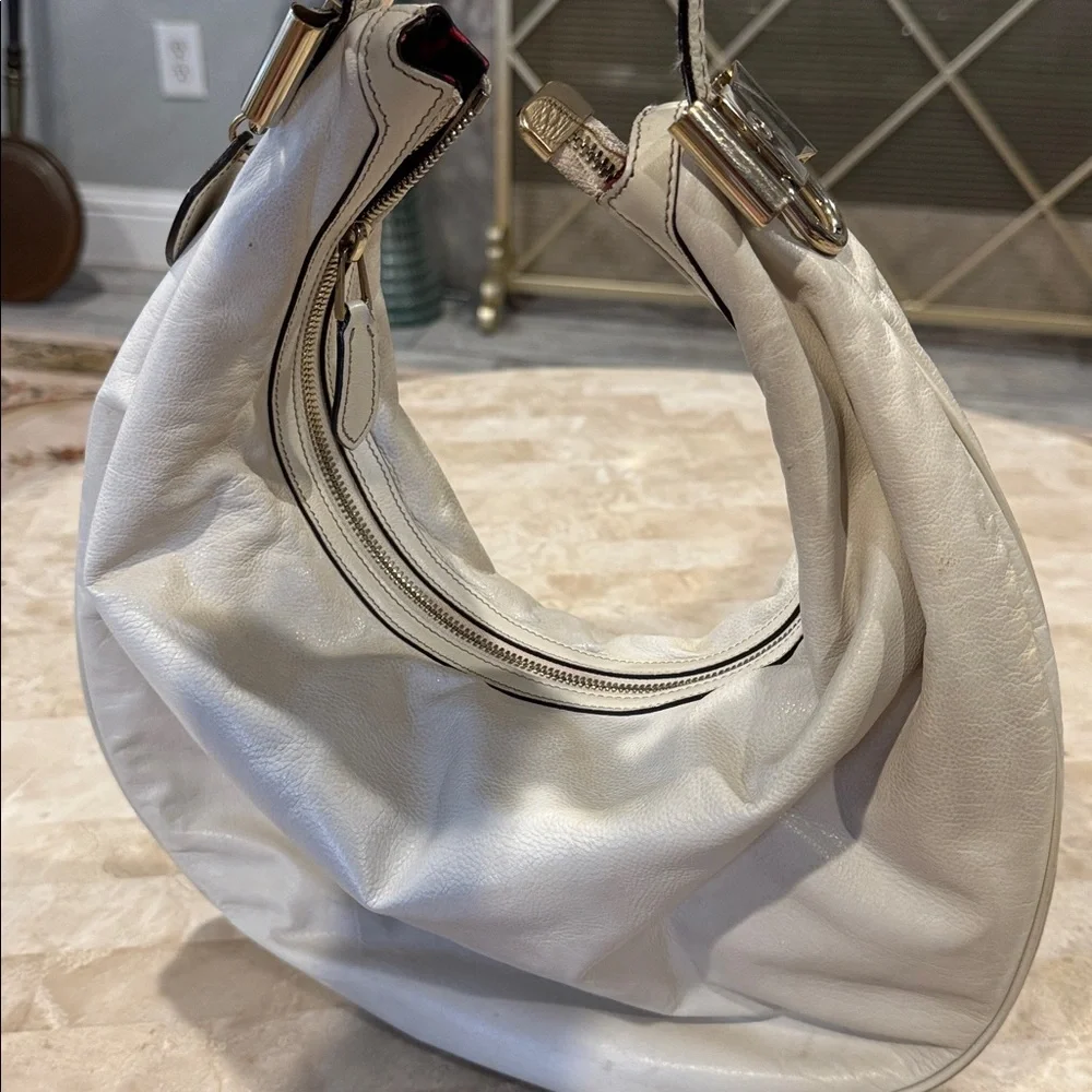 Gucci Cream Hysteria Duchessa Leather Hobo Bag - Picture 2 of 11